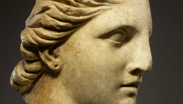 Escultura da cabeça da Deusa Atena, que estava no Museu Metropolitan (Foto: Metropolitan Museum)