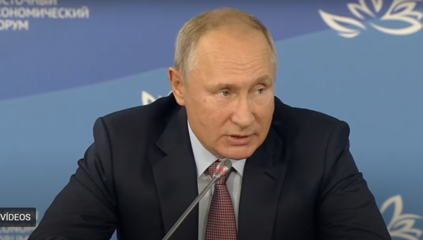 Putin, durante discurso: "impossível isolar a Rússia" (Foto: captura de vídeo Youtube)