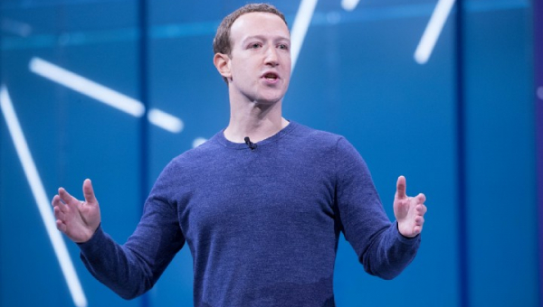 Zuckerberg pede desculpas por interrupção de seis horas no WhatsApp