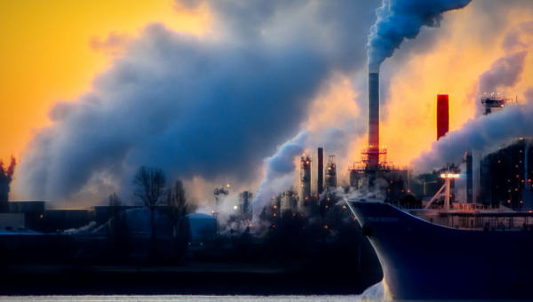 Poluentes e aquecimento, tema central da COP27 (Chris Leoutillier/Pexels)