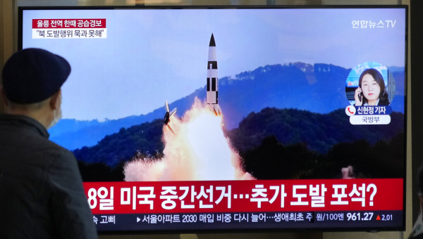 Coreias do Norte e do Sul disparam mísseis e acentuam hostilidades
