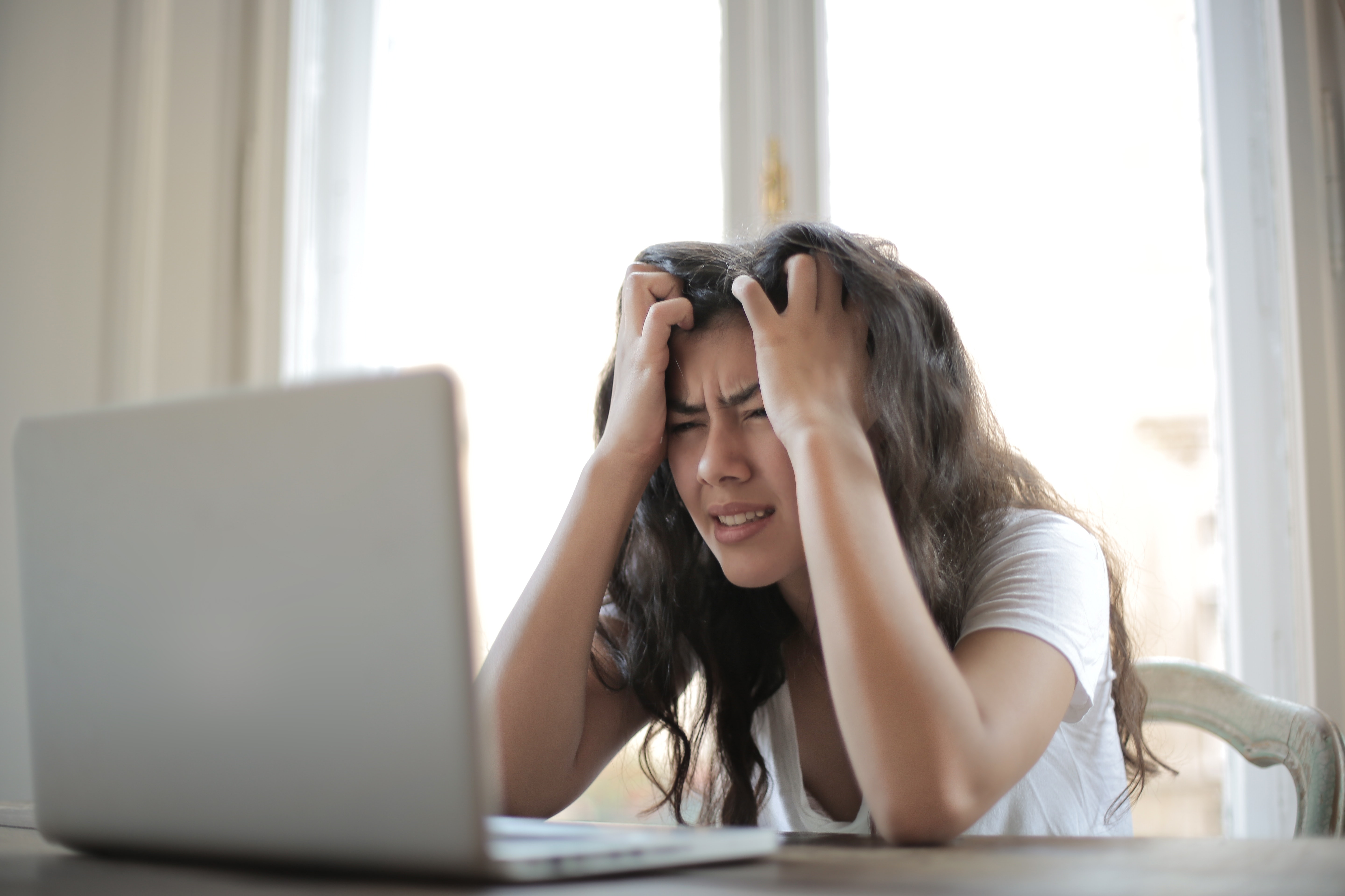 O estresse é contagioso e pode te pegar só de olhar