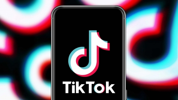 TikTok é banido de dispositivos governamentais nos EUA