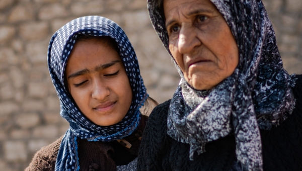 'Eu só quero minha mãe': Síria e Turquia lutam para cuidar de órfãos após terremotos