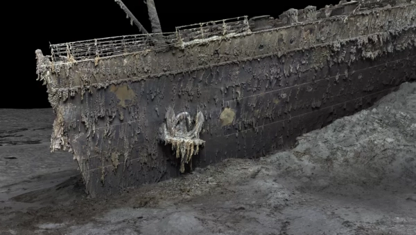 Varredura no fundo do oceano mostra detalhes incríveis do Titanic